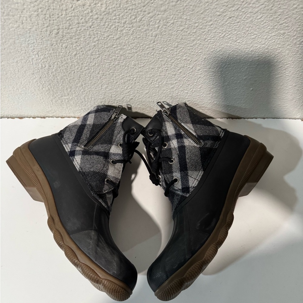 SPERRY Syren Gulf Duck Boots black multi checkered size 9 - Picture 8 of 13